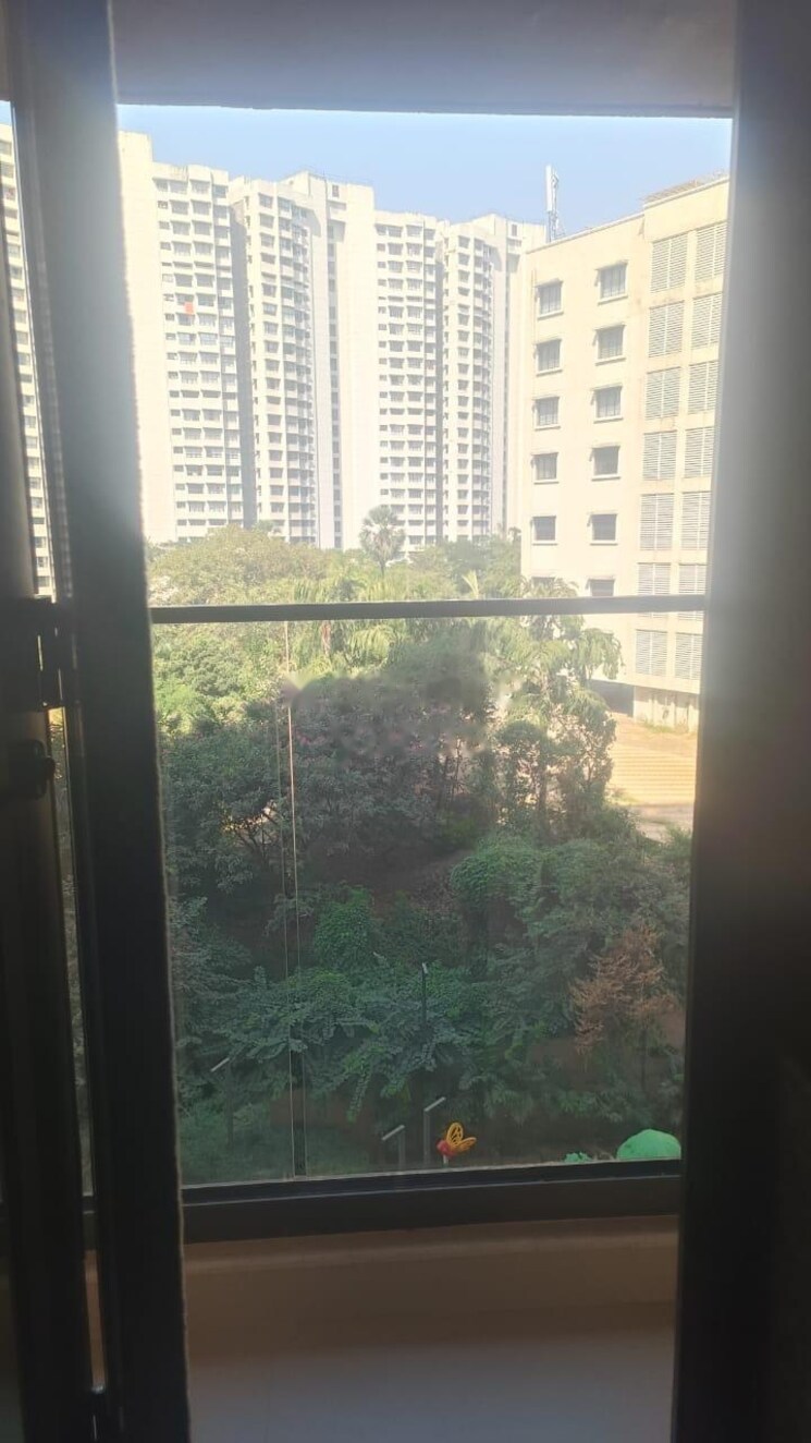 Balcony, kalpataru-bliss 2.5 Bedroom 1000 Sq.Ft. Apartment In Santacruz East Mumbai 8056335