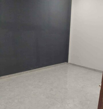 Room in 2 BHK Villa at Jankipuram – for Rent