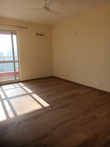 Room in 3.5 BHK Apartment at The 3C Lotus Panache, Sector 110 – for Sale
