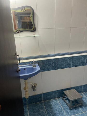 Bathroom in 2 BHK Apartment at Chembur – for Rent