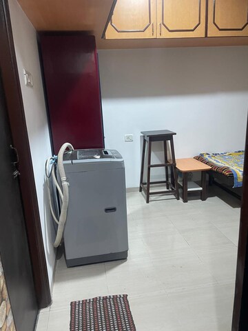 Room in 2 BHK Apartment at Chembur – for Rent