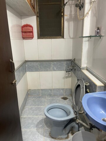 Bathroom in 2 BHK Apartment at Chembur – for Rent