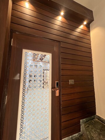 Bedroom in 3 BHK Builder Floor at Gyan Khand – for Sale