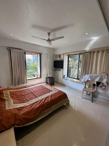 Bedroom in 3 BHK Apartment at Chembur – for Rent
