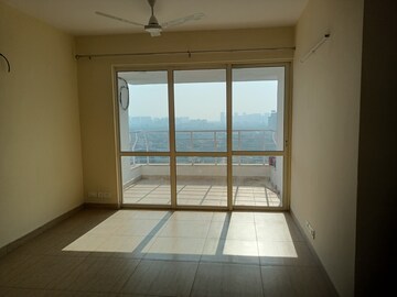 Room in 3.5 BHK Apartment at Lotus Panache, Sector 110 – for Rent