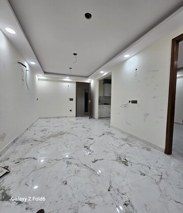 Room in 3 BHK Builder Floor at Rajpur – for Sale