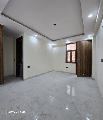 Master Bedroom in 3 BHK Builder Floor at Rajpur – for Sale
