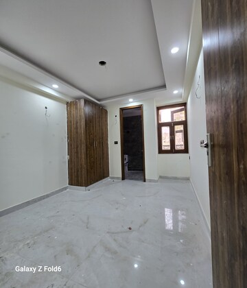 Master Bedroom in 3 BHK Builder Floor at Rajpur – for Sale