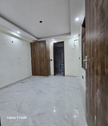 Room in 3 BHK Builder Floor at Rajpur – for Sale