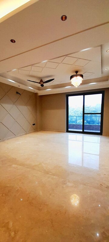 Room in 3 BHK Builder Floor at Palam Vihar Residents Association, Palam Vihar – for Sale