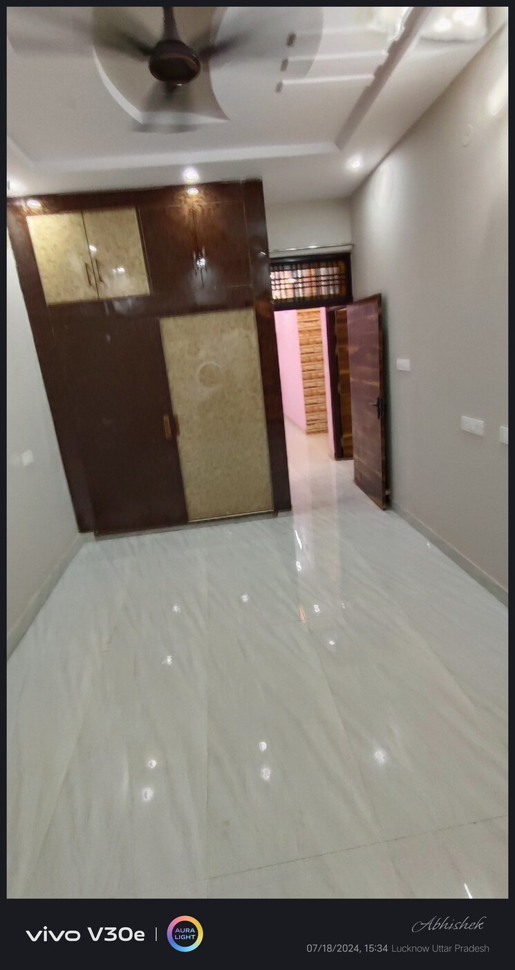 Room, jankipuram 3 Bedroom 2400 Sq.Ft. Villa In Jankipuram Lucknow 8056579