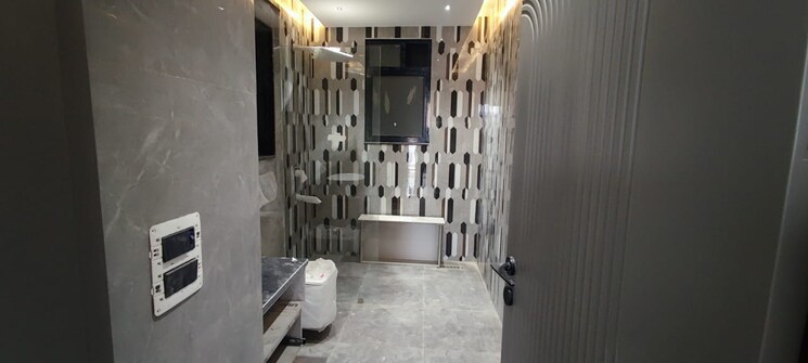 Attached Bathroom, bansal-homes 4 Bedroom 3290 Sq.Ft. Builder Floor In Green Fields Colony Faridabad 8056620