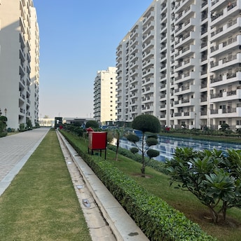 4 BHK Apartment For Resale in Central Park Flower Valley Aqua Front Towers Sohna Sector 33 Gurgaon  8056760