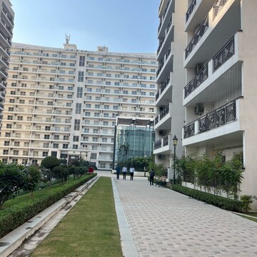 3 BHK Apartment – Exterior View View at Central Park Flower Valley Aqua Front Towers, Sohna Sector 33 - for Rent
