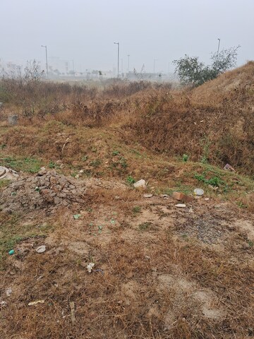  Plot For Sale in Wave City, Wave City