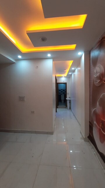 Furnished Amenities in 2.5 BHK Builder Floor at Dwarka Mor – for Rent