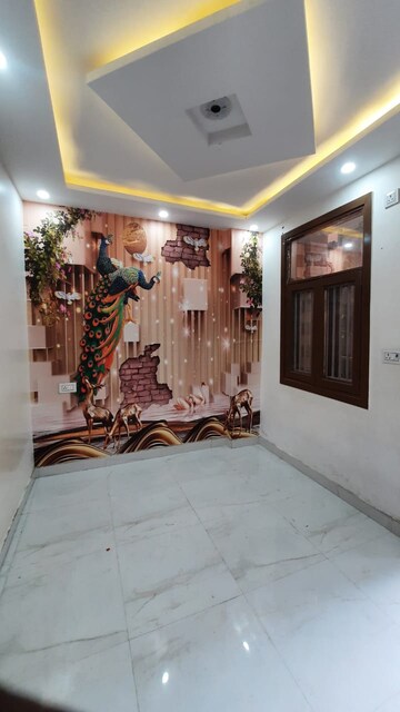 Gym in 2.5 BHK Builder Floor at Dwarka Mor – for Rent