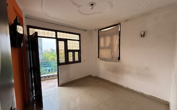2 BHK Builder Floor For Rent in Sector 4
