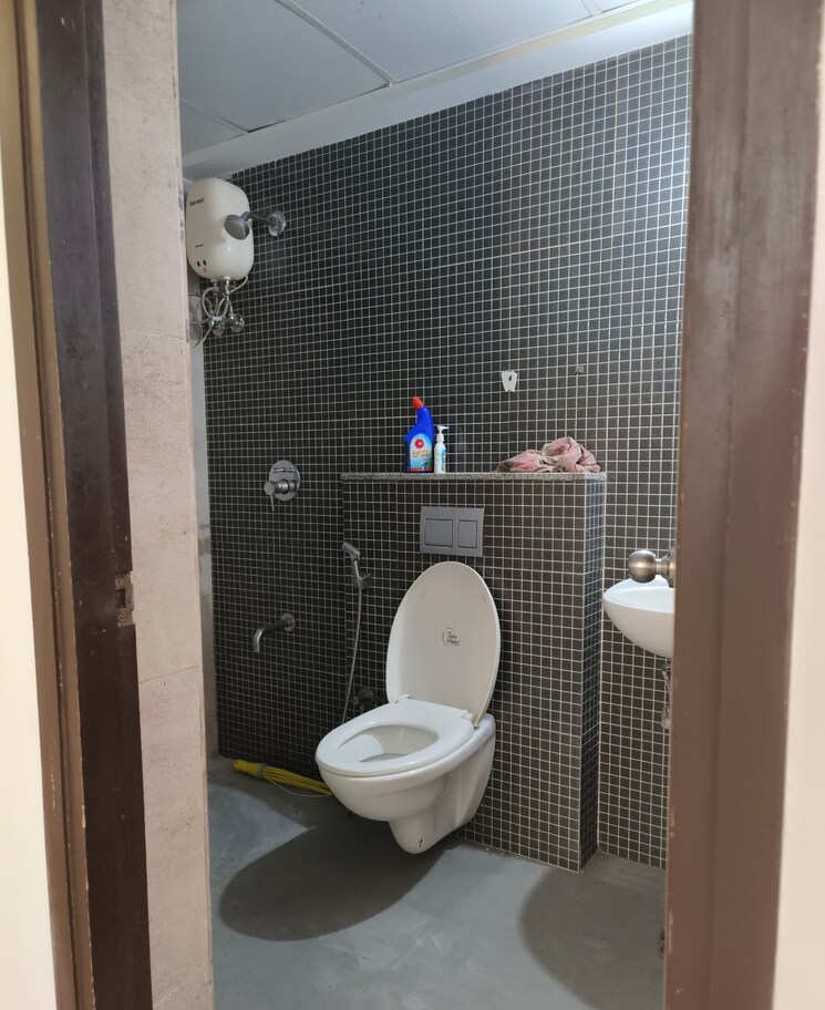 Bathroom, lodha-palava-city 1 Bedroom 480 Sq.Ft. Apartment In Dombivli East Thane 8056918