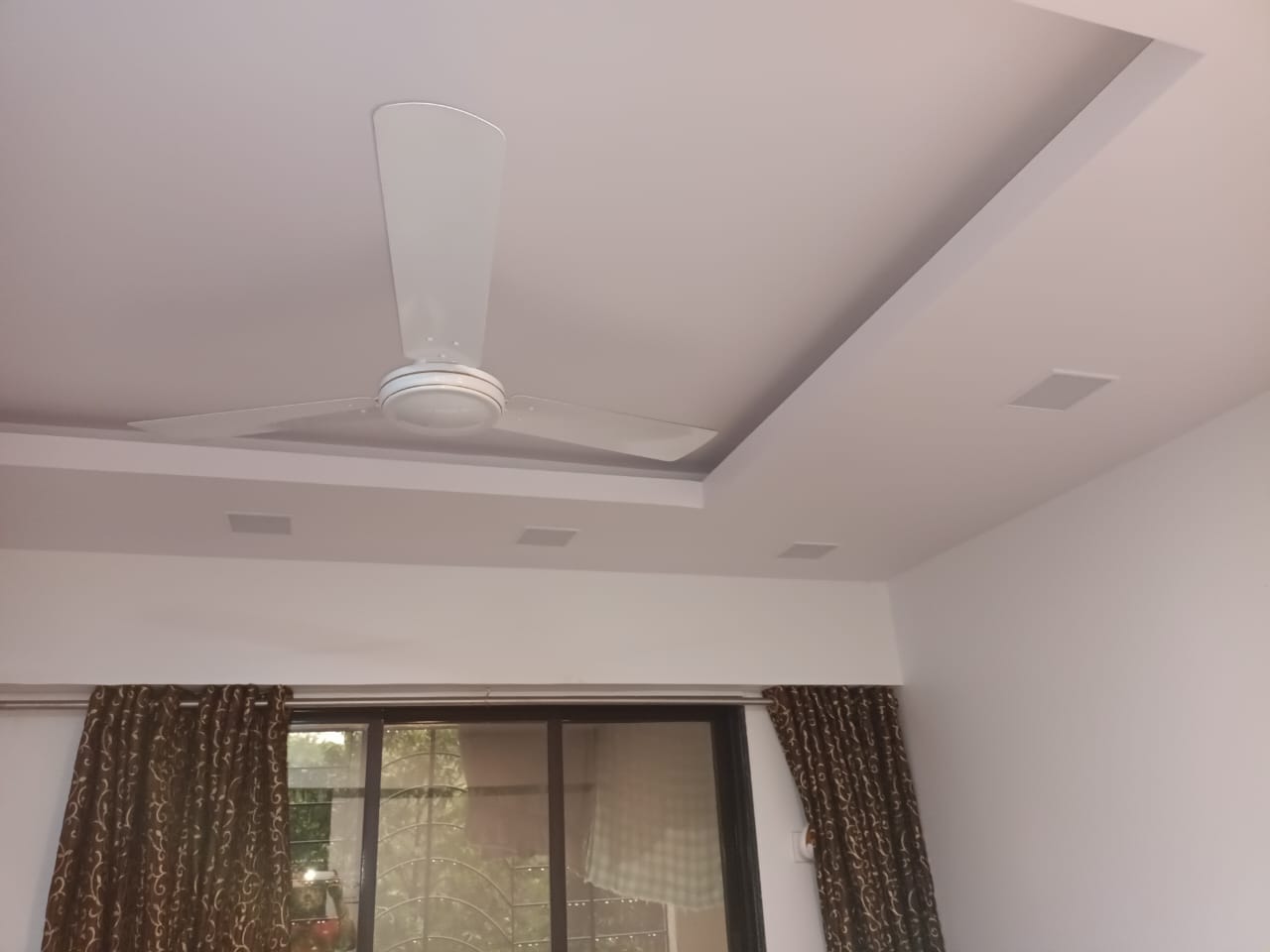 2 BHK Apartment For Sale in Platinum Life