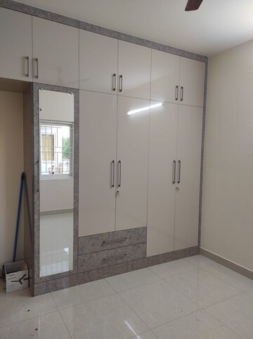 Room in 2.5 BHK Apartment at Vaishnavi Serene, Yelahanka – for Rent