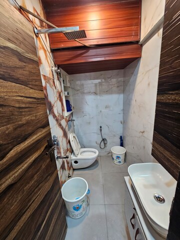 Master Bedroom in 2 BHK Apartment at Veena Dynasty, Vasai East – for Sale