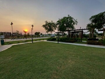 3 BHK Apartment – Garden View at Signature Global Daxin Vistas, Bhondsi - for Sale
