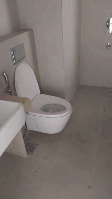 Bathroom in 3 BHK Apartment at Indiabulls Sky Forest, Lower Parel – for Sale