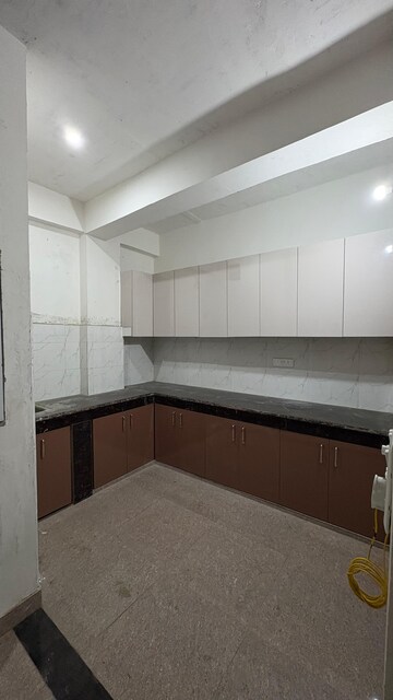 2 BHK Builder Floor For Rent in Gyan Khand
