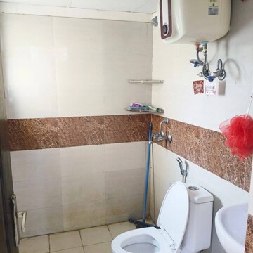 Bathroom in 2 BHK Apartment at Supertech Crown Town, Sector 74 – for Rent