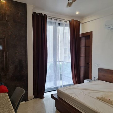 Bedroom in 3 BHK Apartment at Elite Golf Green, Sector 79 – for Rent