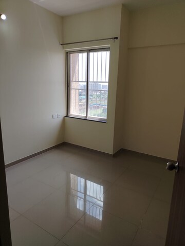 Room in 1 BHK Apartment at Kolte Patil Life Republic, Hinjewadi – for Rent