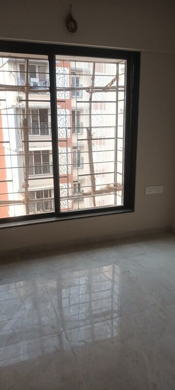 2 BHK Apartment For Rent in Borivali East