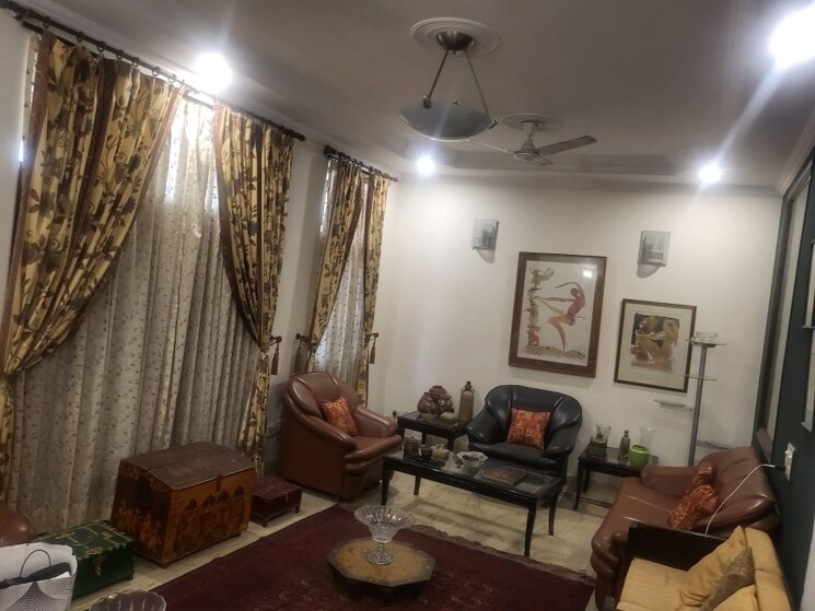Living Room, sector 37 2 Bedroom 900 Sq.Ft. Apartment In Sector 37 Noida 8057208