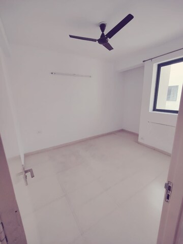 Room in 2 BHK Builder Floor at Vatika INXT Emilia floors, Sector 82 – for Rent