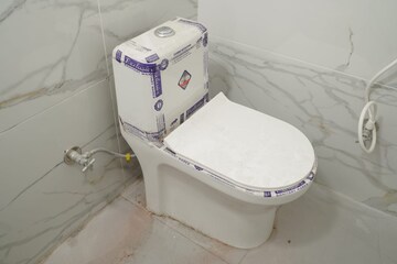 Bathroom in 2 BHK Builder Floor at Jakhan – for Rent