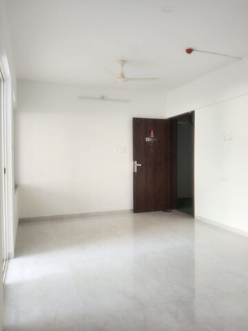 Room in 3 BHK Apartment at Diamond Nexus Nirvana Beyond, Ravet – for Rent