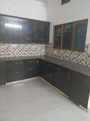 1 BHK Builder Floor For Rent in Diversion Road Dehradun  8057276