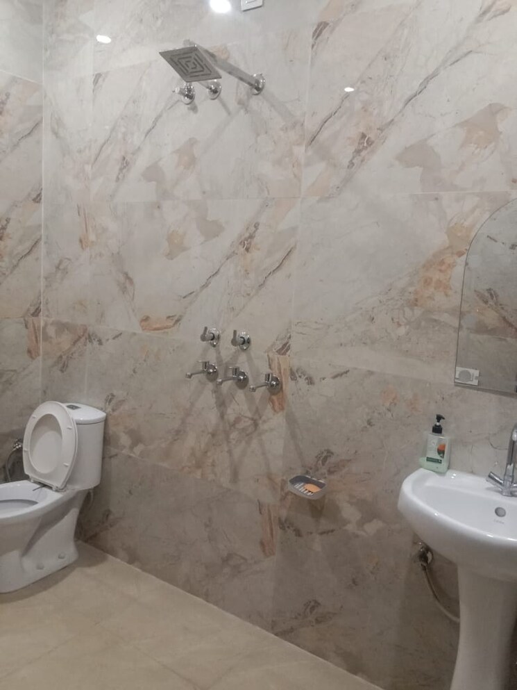 Attached Bathroom, ambala highway 3 Bedroom 900 Sq.Ft. Independent House In Ambala Highway Zirakpur 8057331