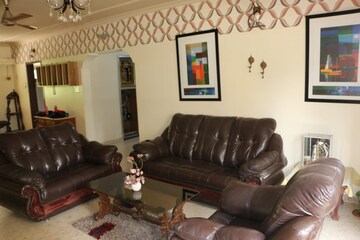 Living Room in 4 BHK Apartment at Magarpatta Laburnum Park, Hadapsar – for Sale