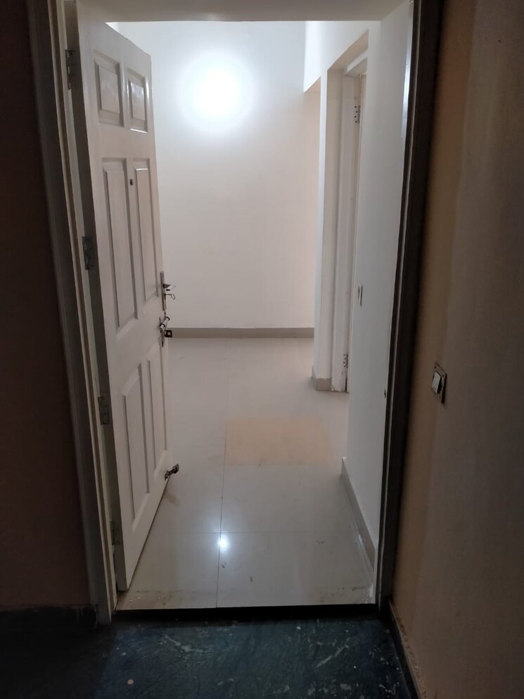 Room, dhakoli village 3 Bedroom 1720 Sq.Ft. Apartment In Dhakoli Village Zirakpur 8057417