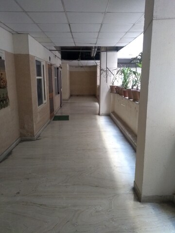 Room in 3 BHK Apartment at Bajaj Nagar – for Rent