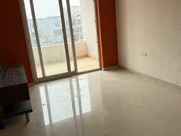 Room in 3 BHK Apartment at Rohan Mithila, Viman Nagar – for Rent