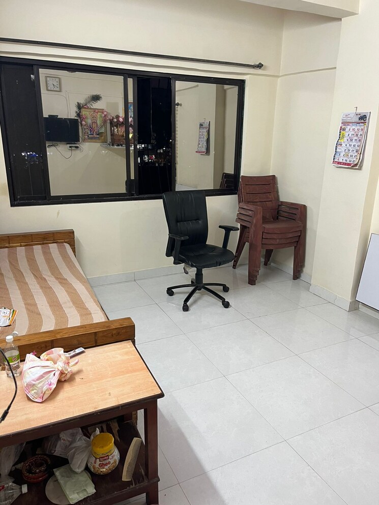 Team Area, dahisar west 1 Bedroom 360 Sq.Ft. Apartment In Dahisar West Mumbai 8057441