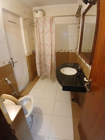 Master Bedroom in 3 BHK Apartment at Parsvnath Green Ville, Sector 48 – for Rent