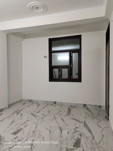 Room in 1 BHK Builder Floor at Palm Residency Chhatarpur, Chattarpur – for Rent