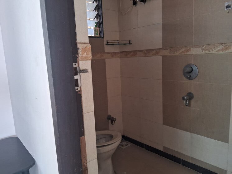 Bathroom, nathdwara-elite-apartments 3 Bedroom 1250 Sq.Ft. Apartment In Kopar Khairane Navi Mumbai 8057482