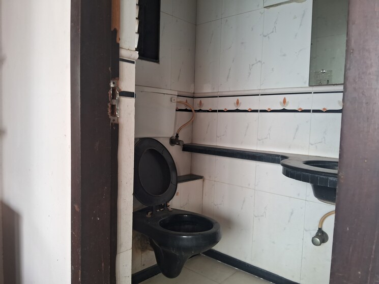 Bathroom, nathdwara-elite-apartments 3 Bedroom 1250 Sq.Ft. Apartment In Kopar Khairane Navi Mumbai 8057482
