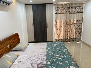 Bedroom in 4 BHK Builder Floor at Sushant Lok 2, Sector 57 – for Rent
