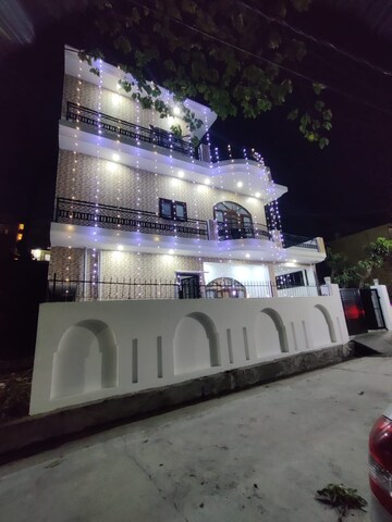  Co-working Space – Exterior View View at JakhaN-Rajpur Road - for Rent